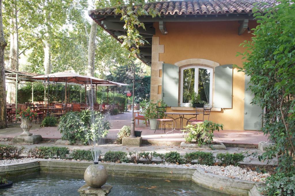 Auberge Bourrelly Cabriès Εξωτερικό φωτογραφία